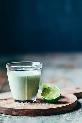 Avocado, lime og mandel