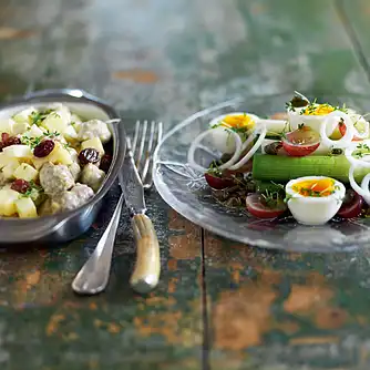 Boller i selleri med porrevinaigrette og karse