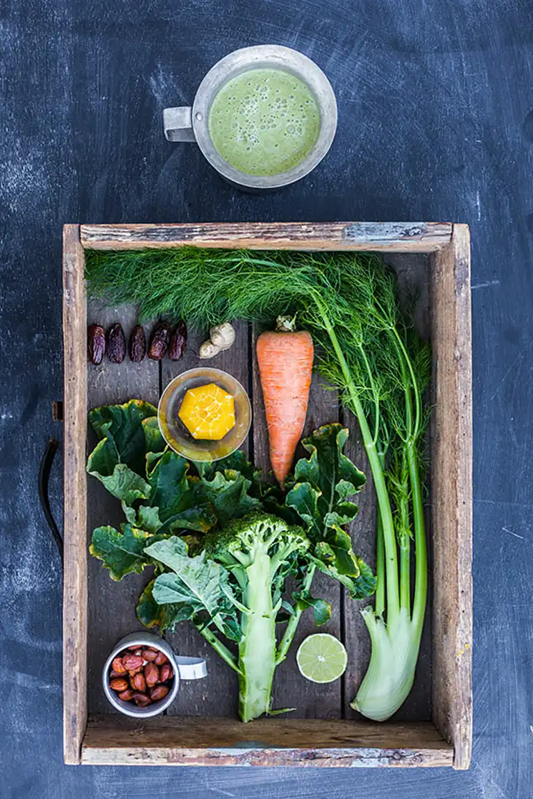 Broccoli, fennikel og appelsinnøddemælk