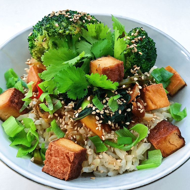 Broccoli og spinat med tamari, ristede sesamfrø og brune ris