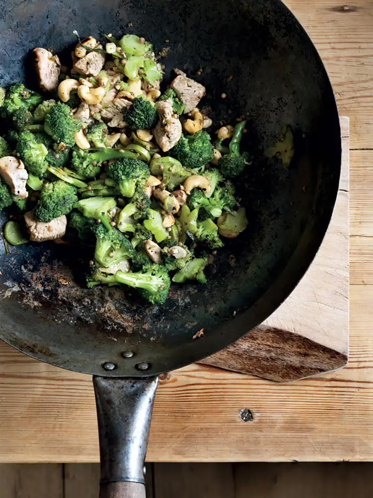 Citruskylling med cashewnødder og broccoli