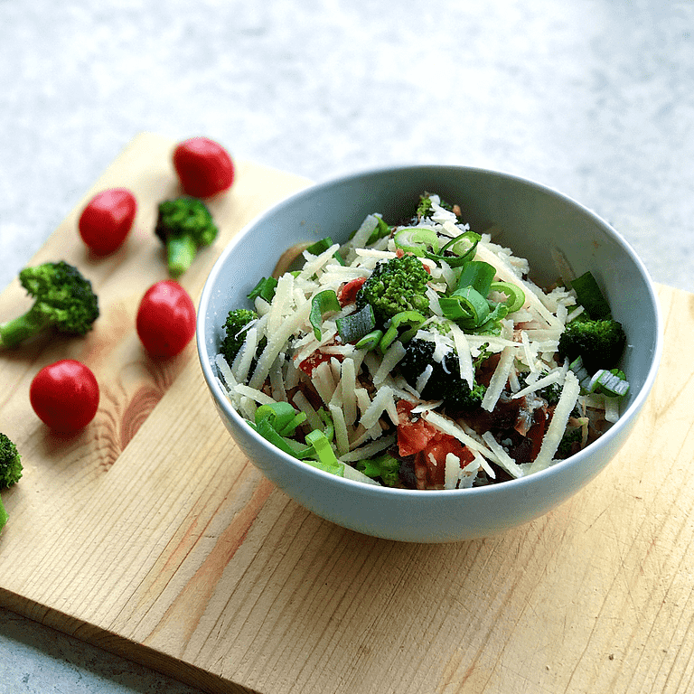 Conchiglioni-pasta med broccoli, tomater og citron
