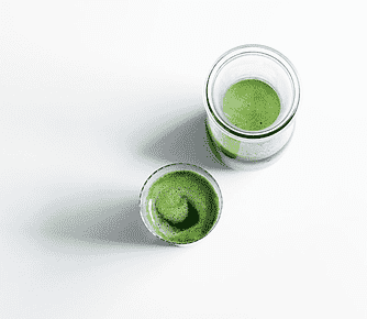 Grøn grøntsagsjuice 