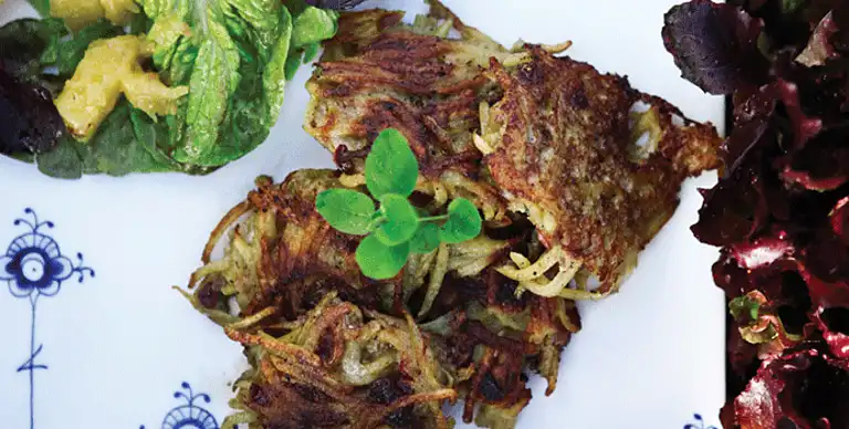 Kartoffel frikadeller og butternut sqush-salat
