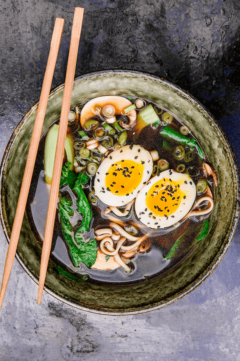 Ramen med miso og tahin