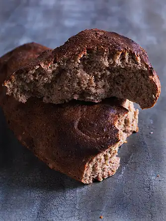 Spelt-græskarkernebrød