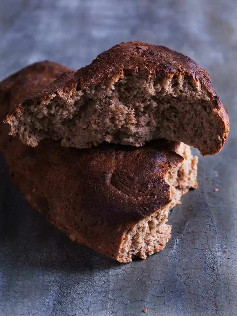 Spelt-græskarkernebrød