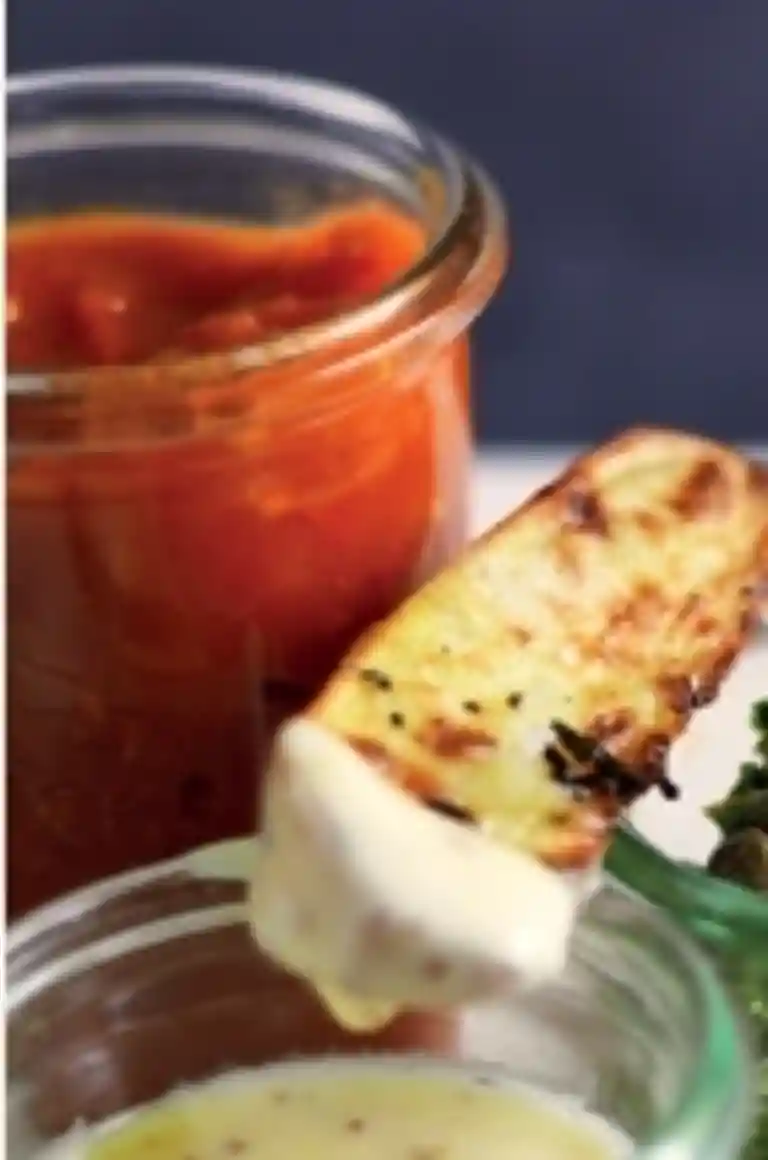 Spicy tomat-chili ketchup