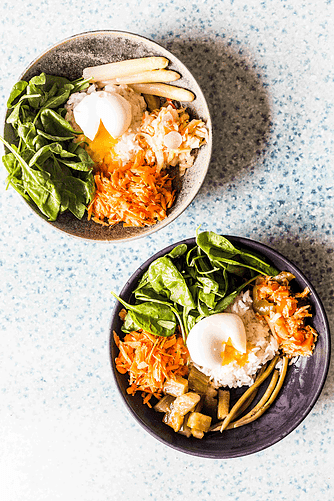 Til 10 portioner: Bibimbap med tofu og æg