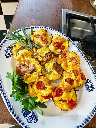 Anettes pajskal på potatis med tomatfyllning