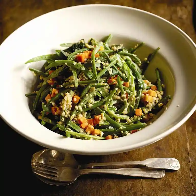 Bulgur med bönor och tahinidressing